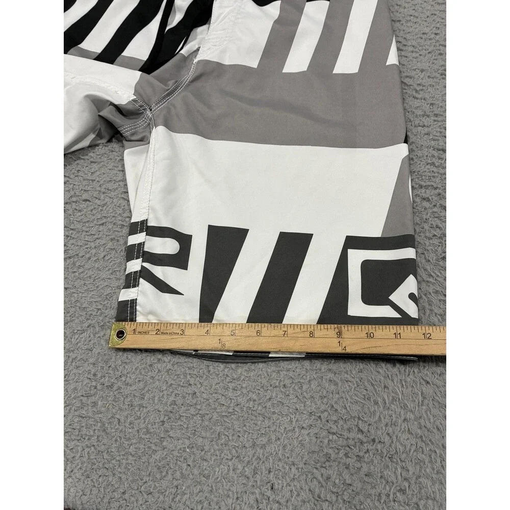 Quiksilver Shorts Mens 34 White Gray Colorblock Board Shorts Swim Trunks